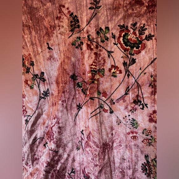 Vintage Pink Velvet Longsleeve - Picture 2 of 4